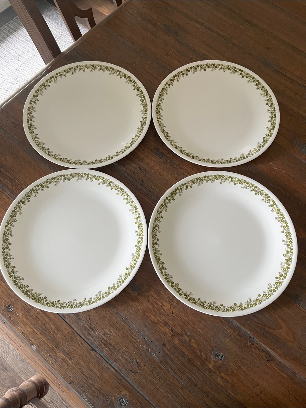 Vintage Corelle Spring Blossom also known as Crazy Daisy- Set of 13